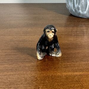 Vintage Miniature Chimpanzee Ape Figurine Porcelain Hagen Renaker